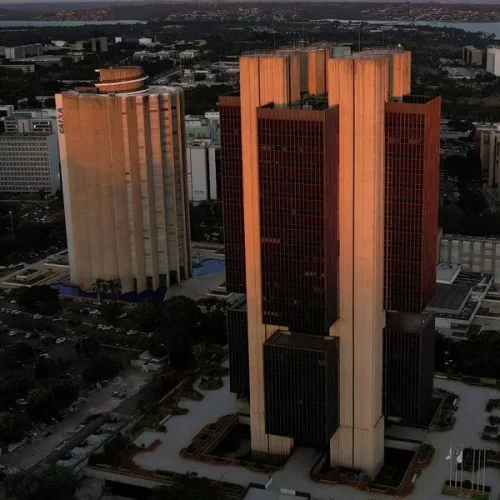 Banco Central anuncia novas regras de segurança e limita PIX a R$ 15 mil para clientes de instituições sem licença