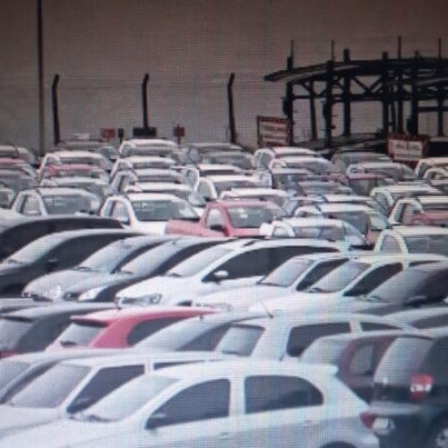 Proposta isenta veículos com mais de 20 anos do pagamento de IPVA em todo o Brasil