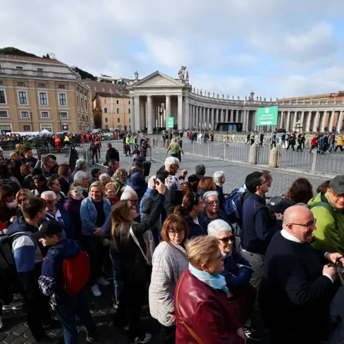 Rito de fechamento do caixão do papa ocorre nesta sexta-feira