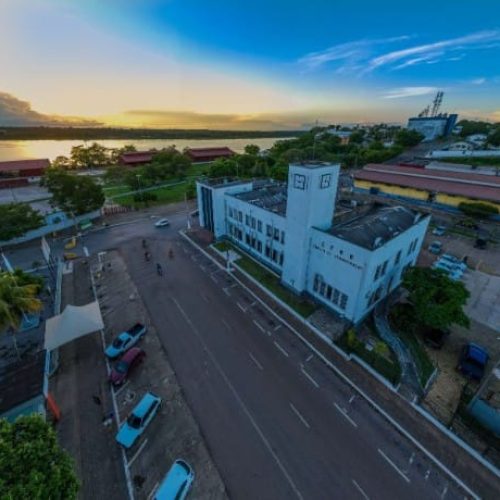 Prefeitura da capital retorna atendimento normal somente na quarta-feira