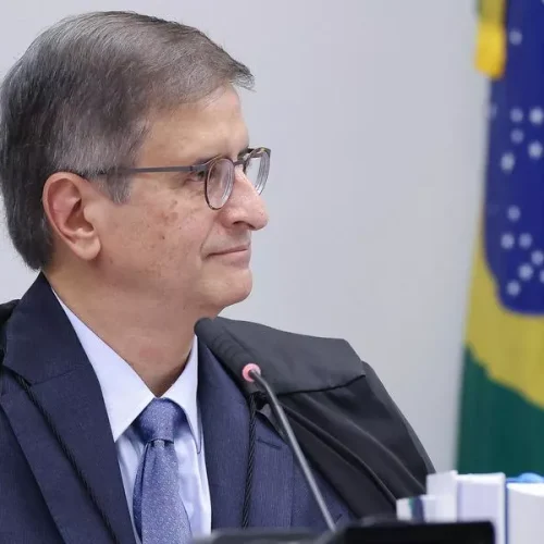 Oposição no Senado prepara pedido de impeachment de Gonet e habeas corpus para Bolsonaro após denúncias de Tagliaferro