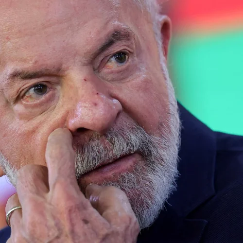 Lula se pronuncia após chacina e defende ação coordenada contra o tráfico