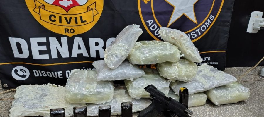 Denarc e Receita Federal apreendem 12 kg de skunk, haxixe e pistola em transportadora de Ji-Paraná