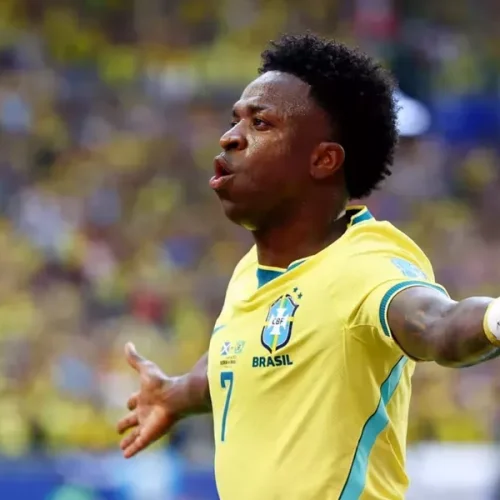 Brasil vence a Escócia por 3 a 0 e avança em primeiro no grupo (Foto: Reuters) Brasil 247