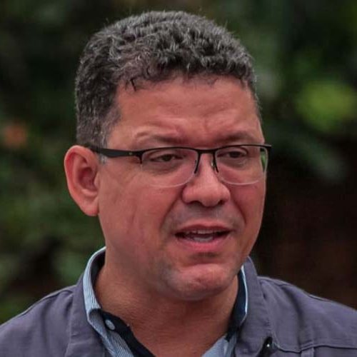 Deputado protocola decreto contra privatização da saúde pelo governador Marcos Rocha