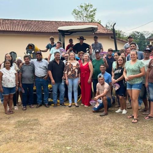 Associação de Produtores Rurais de Teixeirópolis recebe ensiladeira para fortalecer a agricultura familiar