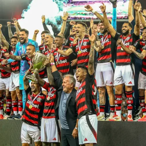 Flamengo é bicampeão carioca após empate sem gols com Fluminense