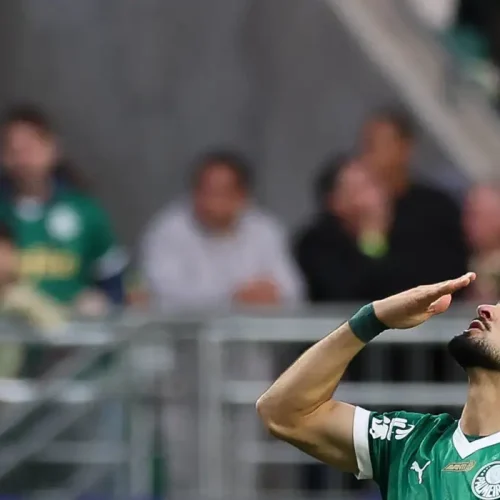 Brasileiro: Palmeiras vence Vasco em casa para assumir vice-liderança