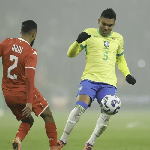 Brasil desperdiça pênalti e não passa de empate com Tunísia