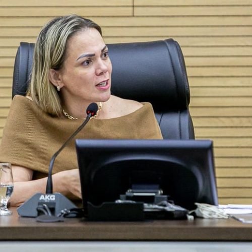 Cláudia de Jesus cobra pavimentação da RO-472 entre Ji-Paraná e Rondolândia