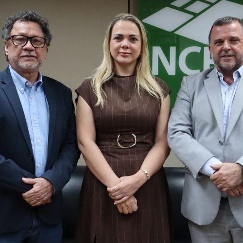Cláudia de Jesus articula com Incra e MDA avanços na regularização fundiária em Rondônia