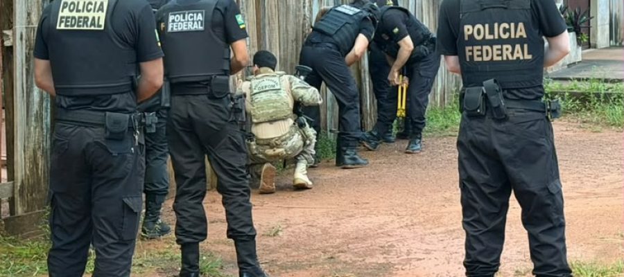 PF faz buscas em Guajará-Mirim para apurar suspeita de favorecimento em contrato de R$ 91,7 mil