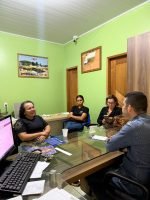 Vereador Adalto de Bandeirantes recebe equipe da SEAS em busca de soluções para o Distrito