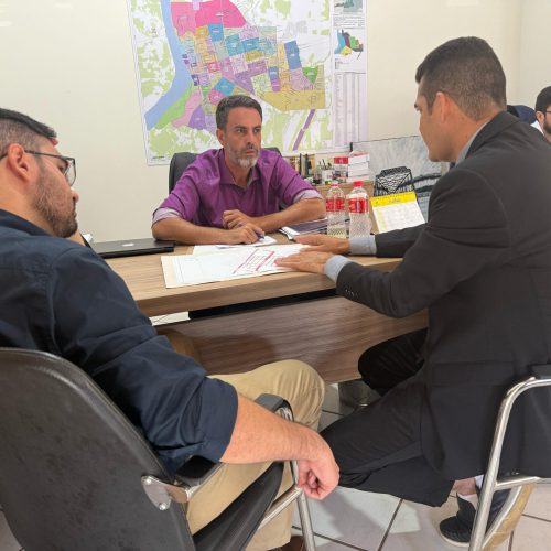 Prefeito Léo Moraes confirma avanços em projeto para a Avenida 03 de Dezembro em União Bandeirantes, diz vereador Adalto