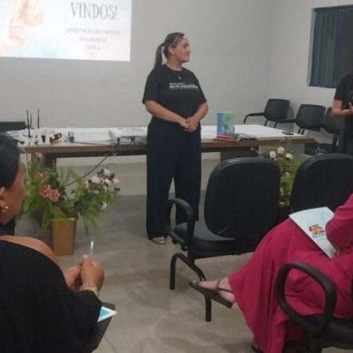 PVH capacita famílias para acolher crianças em situação de vulnerabilidade social