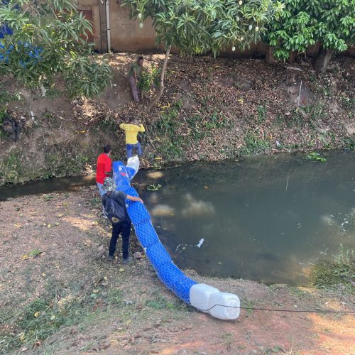 Primeira ecobarreira de Porto Velho é instalada no igarapé Belmont