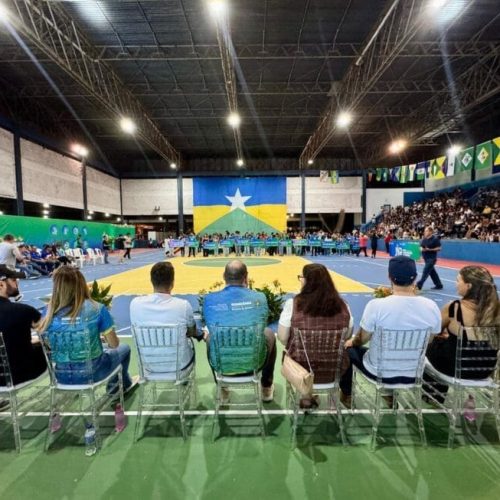 Emoção e tradição marcam a abertura dos Jogos Intermunicipais de Rondônia 2025 em Ji-Paraná