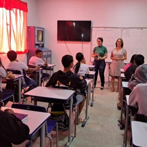 Acompanhamento pedagógico e ações de nutrição escolar são realizados na Escola Polo Tancredo de Almeida Neves