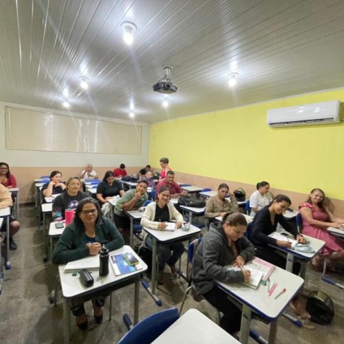 Governo de RO divulga escolas da Rede Estadual que ofertam Educação de Jovens e Adultos