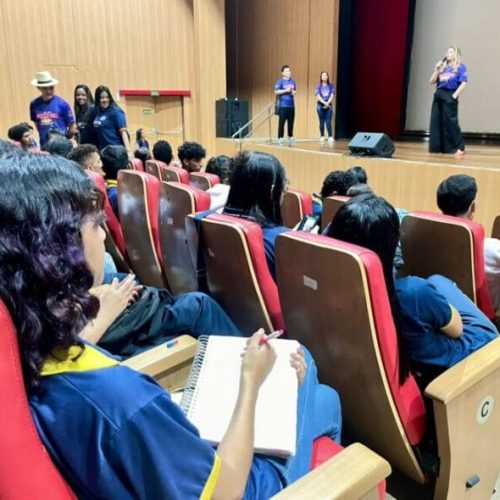 Rondônia tem mais de 15 mil alunos da rede pública estadual inscritos no Enem 2024