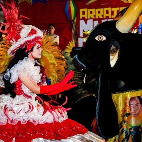 Boi-Bumbá Diamante Negro leva homenagem às “Mulheres Guerreiras” ao Arraial Flor do Maracujá 2025