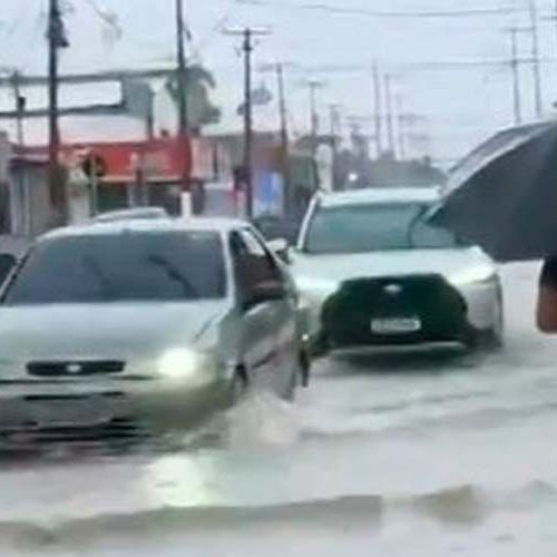 Chuva torrencial alaga novamente áreas da capital