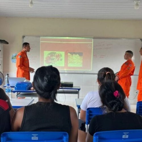 Comunidade indígena recebe treinamento de salvamento e combate a incêndio do Bombeiros Militares de Rondônia 