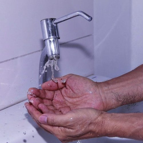 Alertas de prevenção a doenças virais e suporte logístico aos municípios são intensificados pelo governo de RO