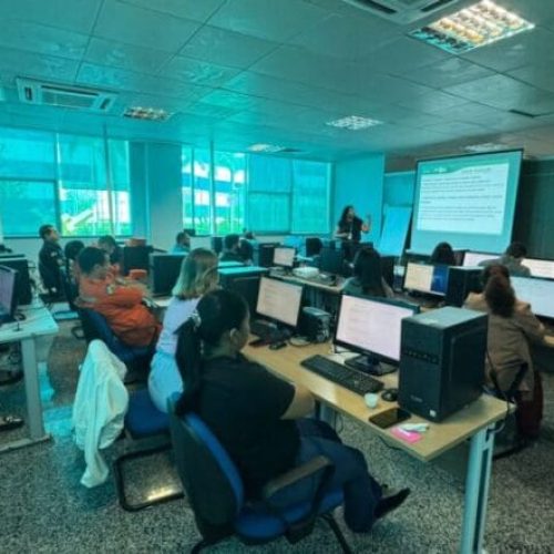 Treinamento da plataforma do Sistema Integrado de Planejamento e Gestão é realizado na Escola de Governo