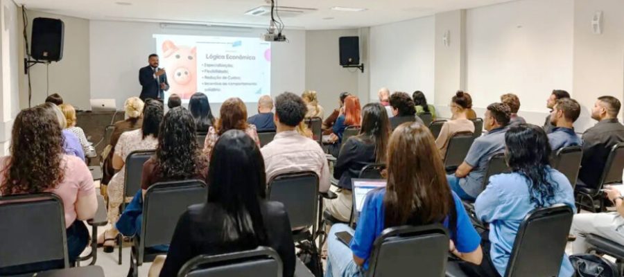 Curso sobre gestão e fiscalização de contratos administrativos é ministrado aos servidores do Iperon