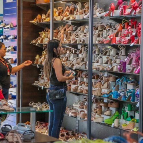 Governo de RO acelera chances de ingresso no mercado de trabalho com vagas de emprego e cursos à população