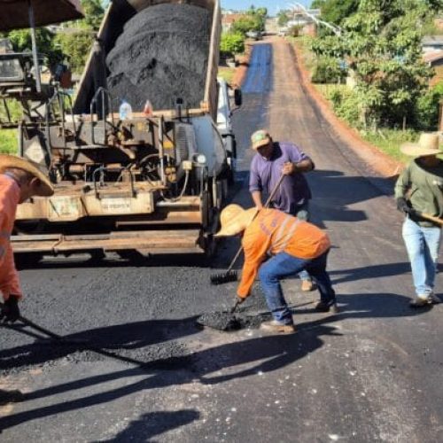 Governo de RO asfalta mais de 2 km de ruas e impulsiona o desenvolvimento em Santa Luzia d’Oeste
