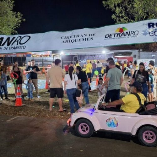 Educação para o trânsito mobiliza jovens e adultos durante feiras agropecuárias em Rondônia