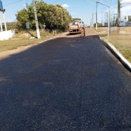 Governo de RO recupera trecho da RO-499 no distrito de Alto Guarajus, em Corumbiara