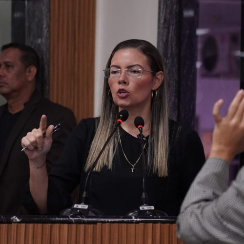 Sofia Andrade apresenta PL que garante direito dos pais à informação sobre atividades religiosas nas escolas municipais