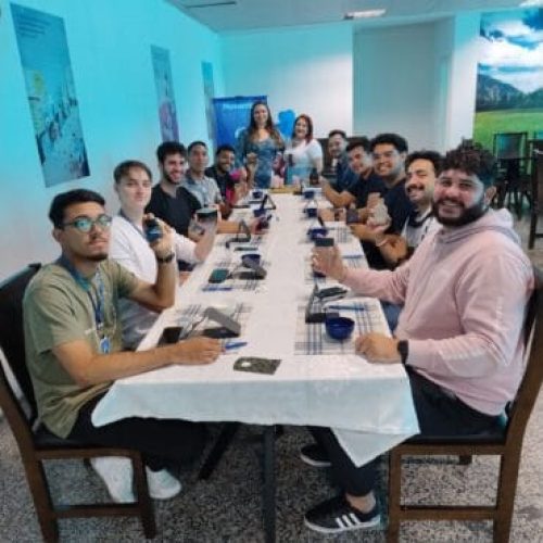 Café Compartilhado conscientiza servidores sobre importância de diagnóstico precoce em campanha “Novembro Azul”