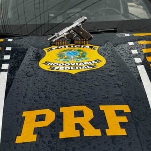 PRF apreende arma de fogo durante abordagem em Porto Velho
