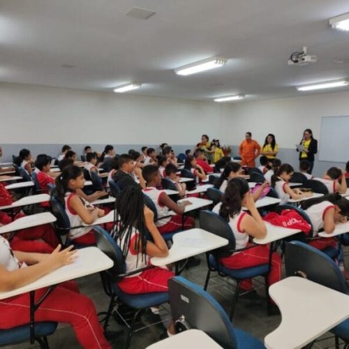 Aula inaugural do projeto “Agente Mirim da Cidadania no Trânsito” é promovida pelo Detran