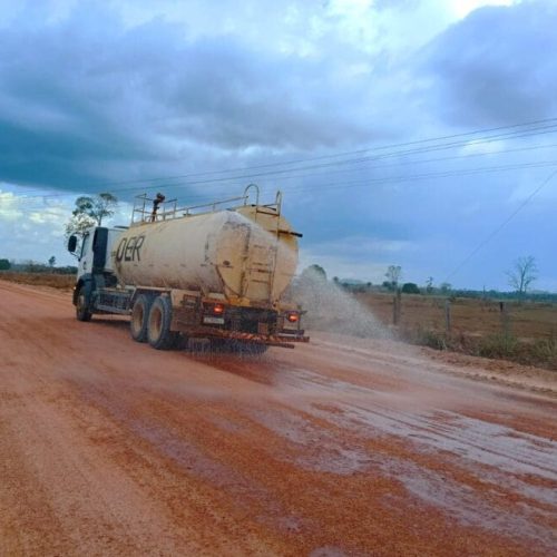 Rodovia-459, no Vale do Jamari, recebe serviços de manutenção do governo de RO