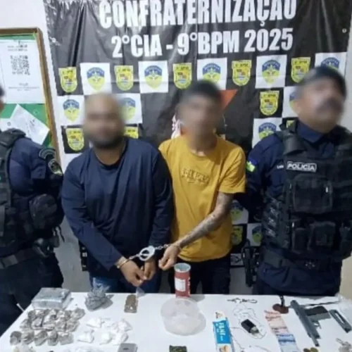 Dupla é presa com drogas e arma adaptada em Jaci-Paraná