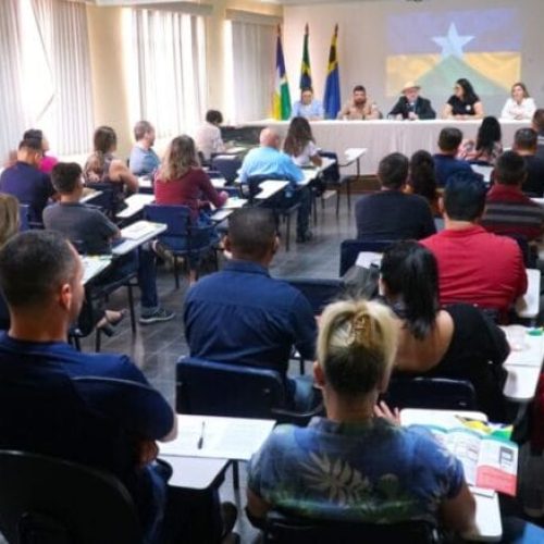 Servidores são capacitados para atuarem na vigilância de arboviroses, com ênfase em febre amarela e oropouche