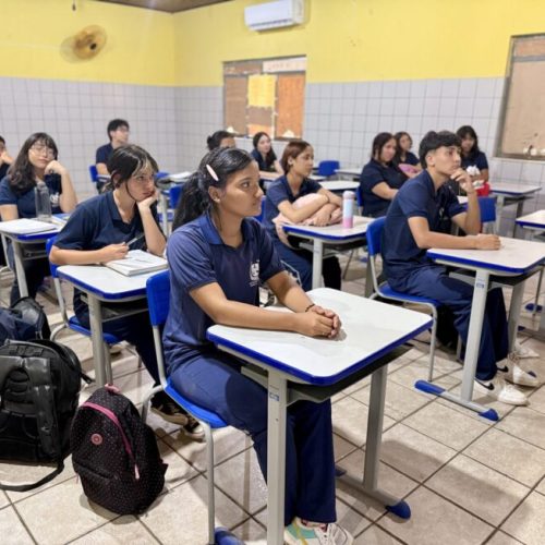 Taxa de abandono escolar no ensino médio de Rondônia caiu de 7,5% para 4,3%
