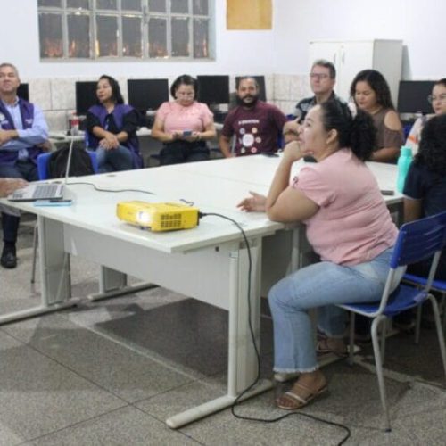 Professores que atuam no projeto Estudante Auditor em Porto Velho participam de formação continuada 