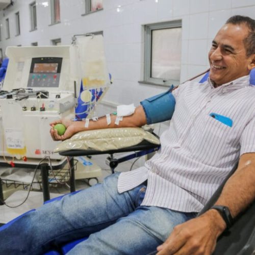 Recordista em doações de sangue da Fhemeron inspira solidariedade e compromisso com a vida
