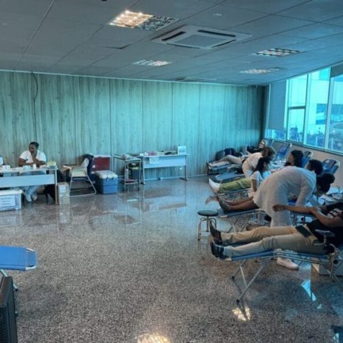 Servidores participam da campanha de doação de sangue no Palácio Rio Madeira, em Porto Velho