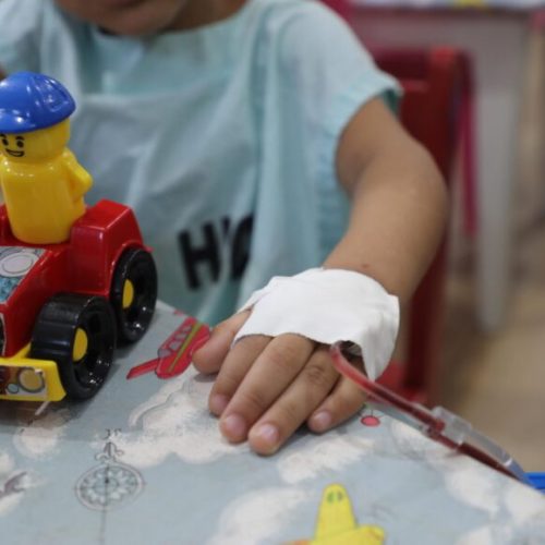 Hospital Infantil Cosme e Damião amplia assistência pediátrica com média de 27 mil atendimentos por ano