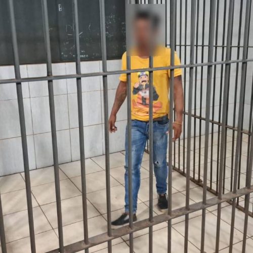 Homem é preso após agredir e ameaçar esposa grávida em Porto Velho