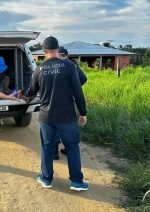 Motivado por ciúmes, homem mata mulher trans a tiros no AM