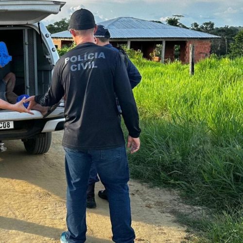 Motivado por ciúmes, homem mata mulher trans a tiros no AM