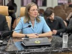 Rua Jaci Paraná recebe limpeza após pedido da vereadora Sofia Andrade